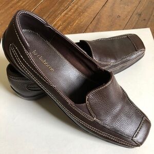 Liz Claiborne Brown Leather Flats